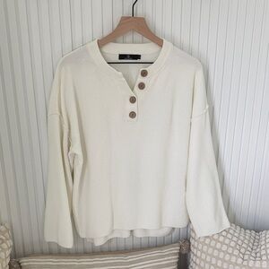 Women's Cream Button-Front Knit Pullover